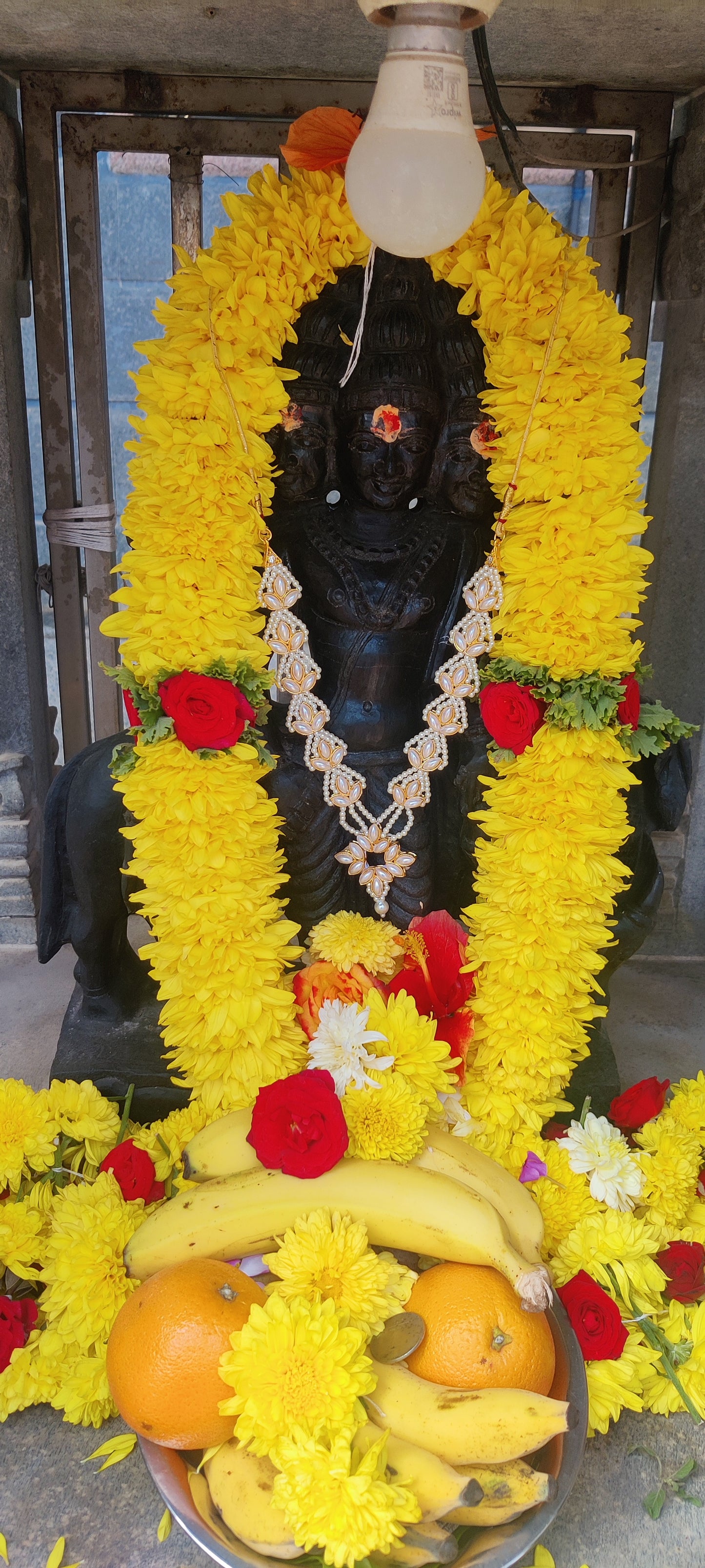 Pearl Necklace for Big Murti