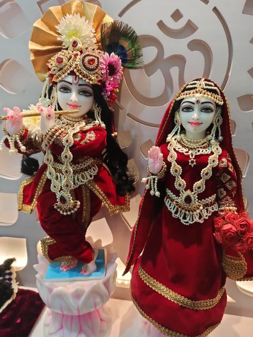 Krishna and Radha idol set